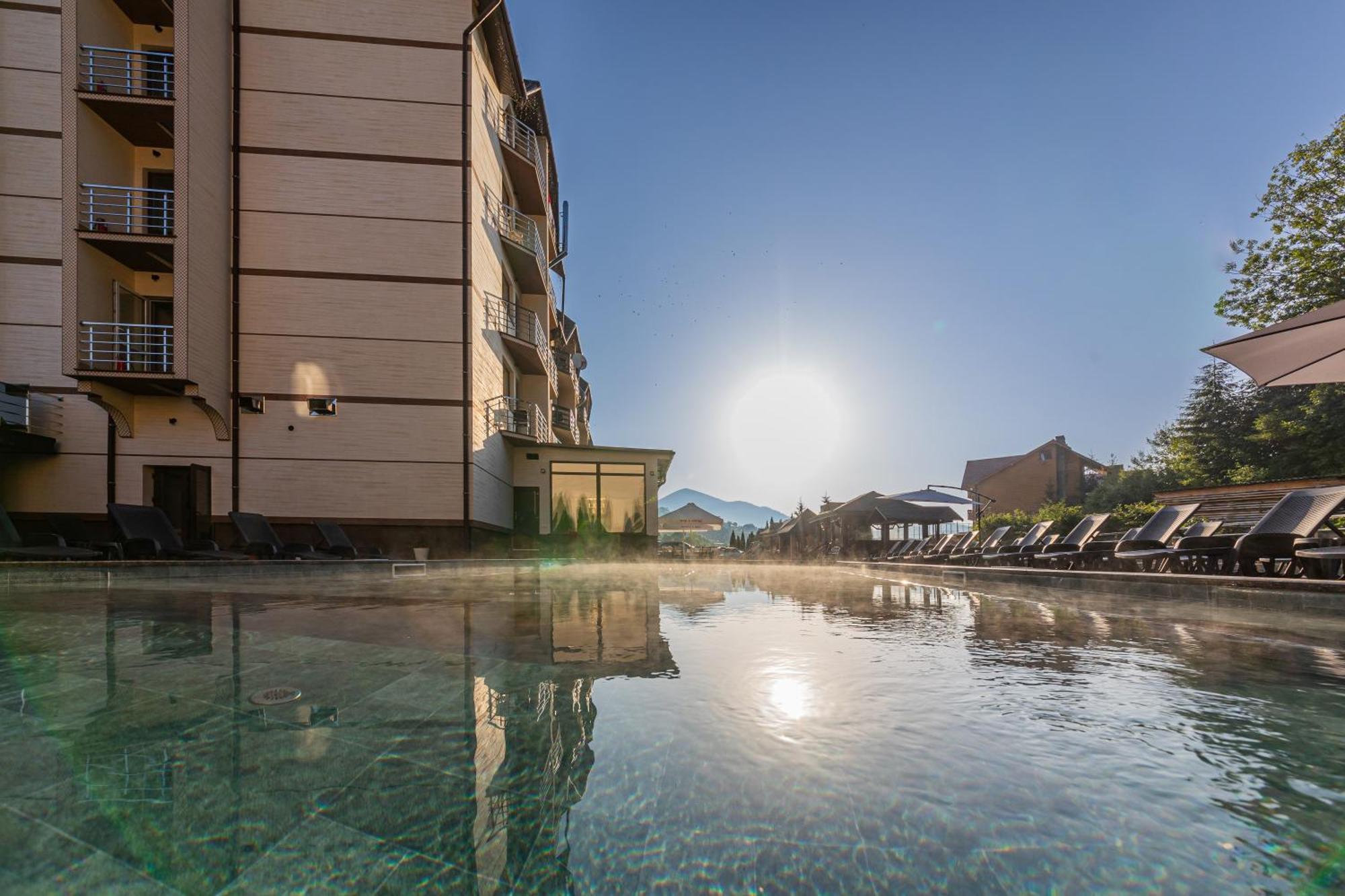 Villa Leku Spa Resort Bukovel Exterior photo